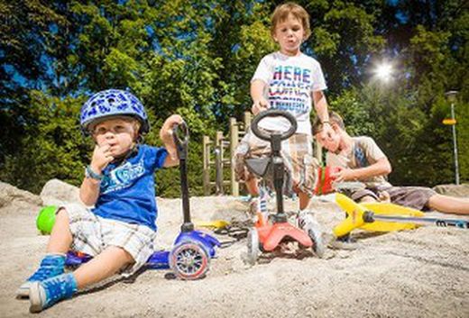 Patinetes, triciclos y bicicletas