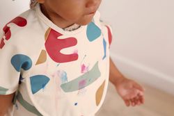Bavoir à manches évolutif 2 en 1 Béaba