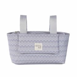 Sac organisateur de maman qui marche