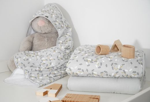 Printed bath cape with organic cotton terry cloth reverse - Sonpetit