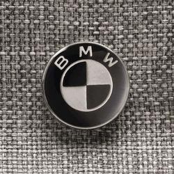 Pack Nuna TRIV™ Next et nacelle LYTL™ de la collection BMW
