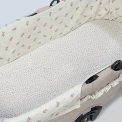 Cubre capazo con gomas y bajera ajustable Mimosa