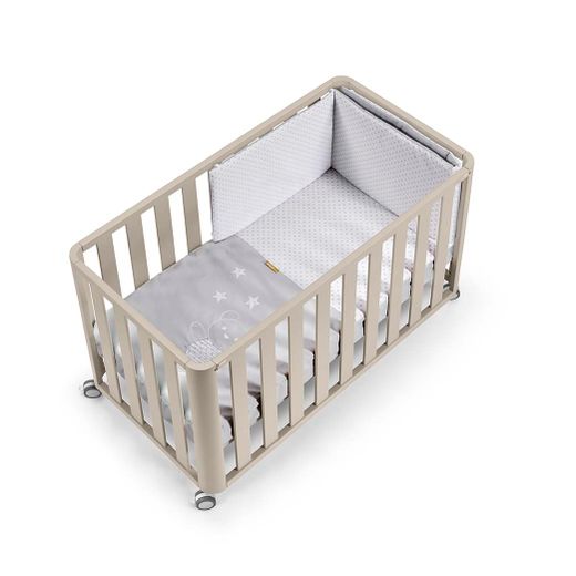Berço DOCO Sleeping 120x60 - Bege com colchão, edredom e protetor de berço.