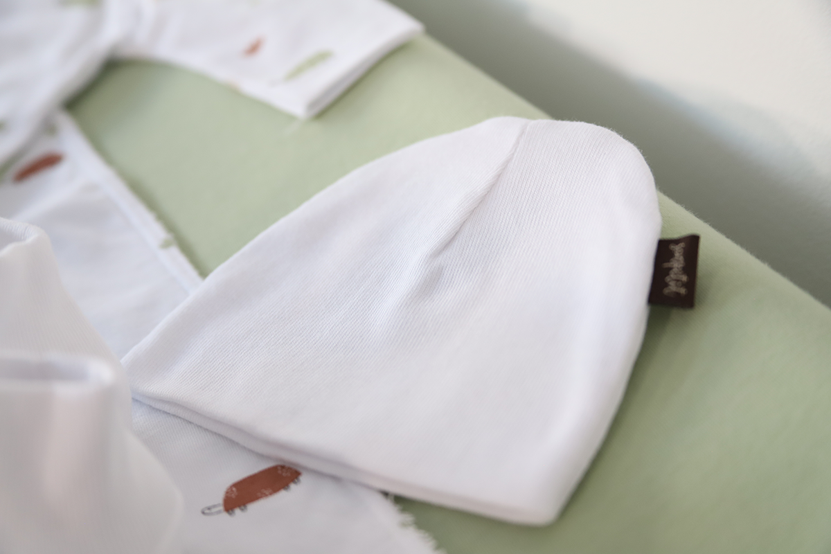 Gorrito de primera puesta algodón - Sonpetit Blanco