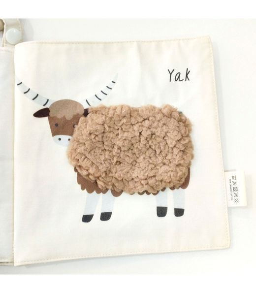 Libro in tessuto sugli animali selvatici di Olmitos