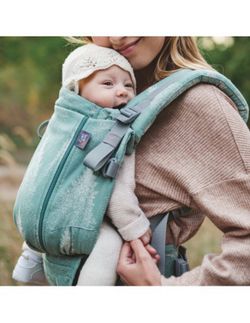 ONE Love and Carry baby carrier
