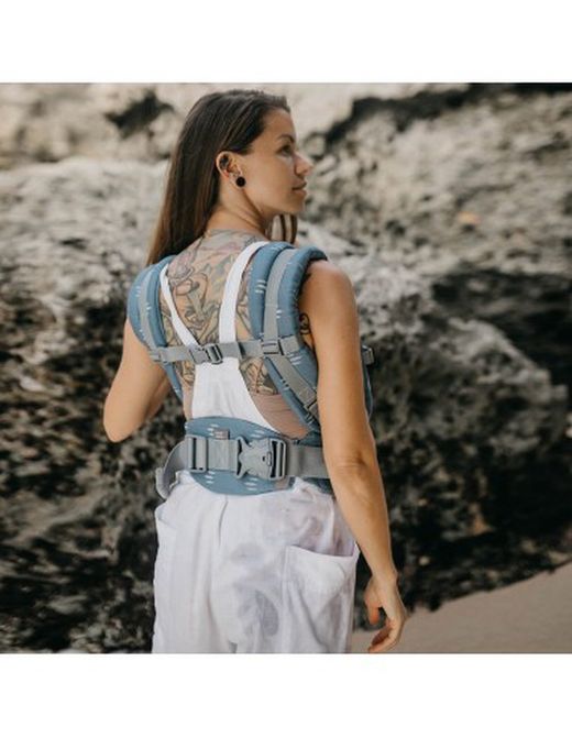 ONE Love and Carry baby carrier