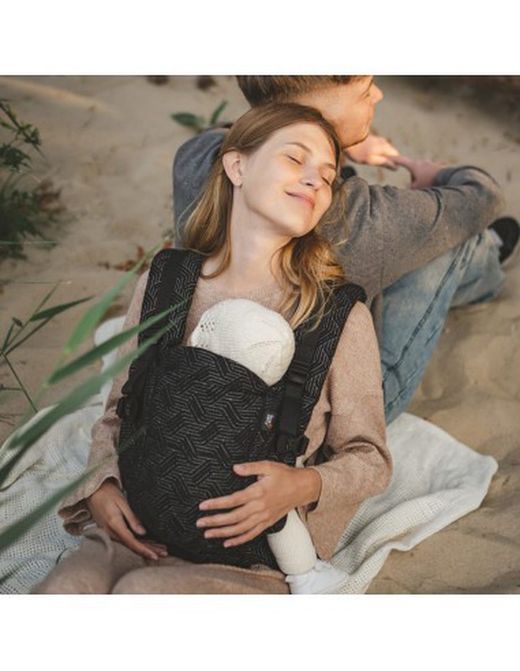 ONE Love and Carry baby carrier