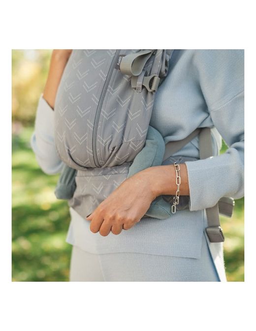 ONE Love and Carry baby carrier