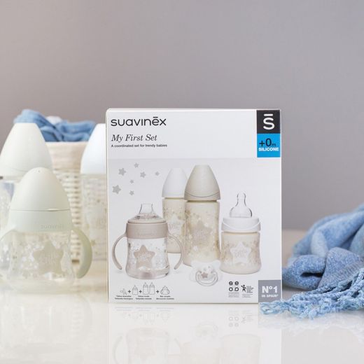 Pack de biberones con chupete Little Star Suavinex
