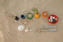 Pots - Grapat (Wooden Container in Rainbow Colors)