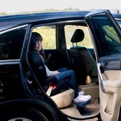 Knee Guard Kids 4 Footrest (universal for group2-3 car seat)