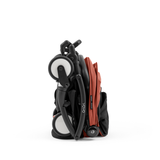 Stokke YOYO5 a partir de los 6 meses con barra delantera