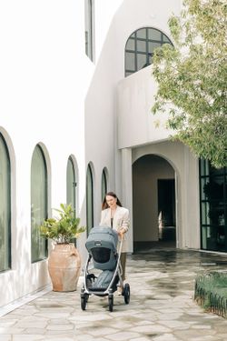 UPPAbaby VISTA V3 Duo with carrycot