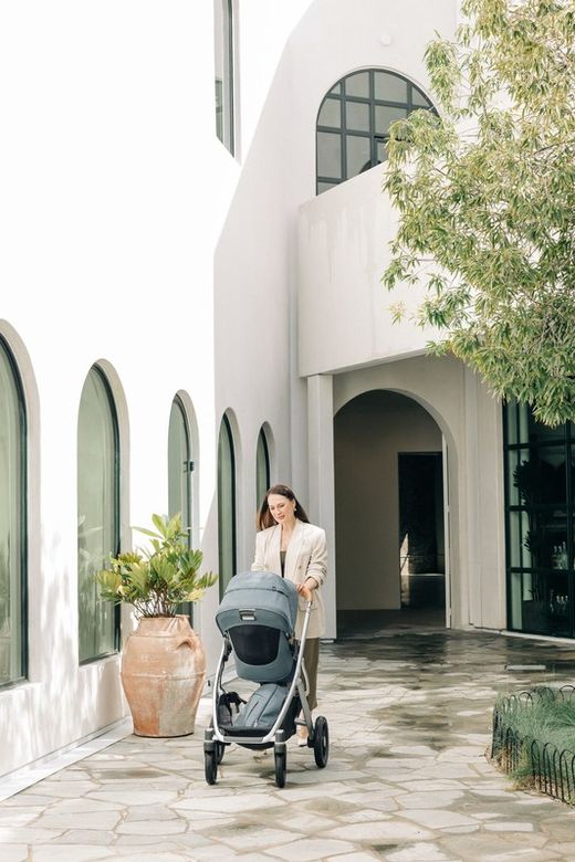 UPPAbaby VISTA V3 Duo with carrycot